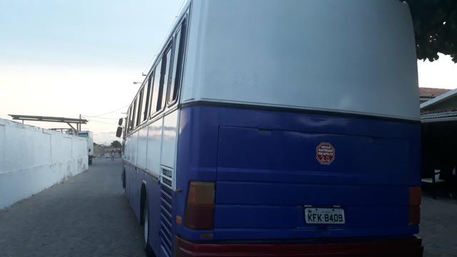 Ônibus Mercedes ano 84 - Foto 2