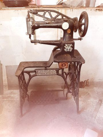 Máquina de costura SINGER