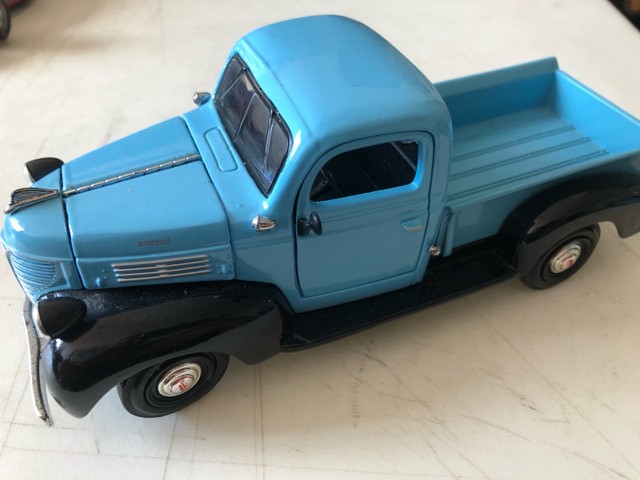 Miniaturas de carrinhos diversos - Foto 4