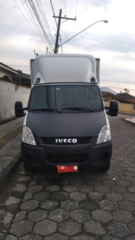 CAMINHAO IVECO