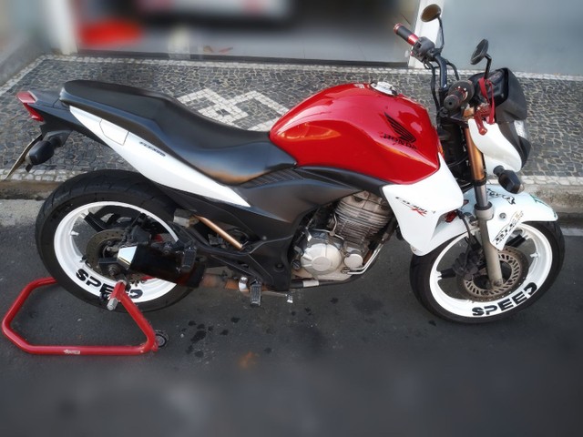 CB 300 R