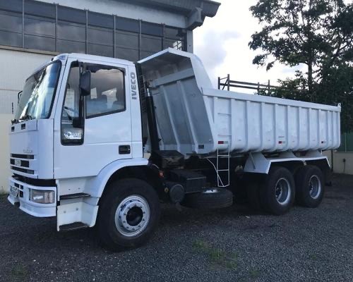 CAMINHÃO CAÇAMBA EURO CARGO 260E25N IVECO 11/12