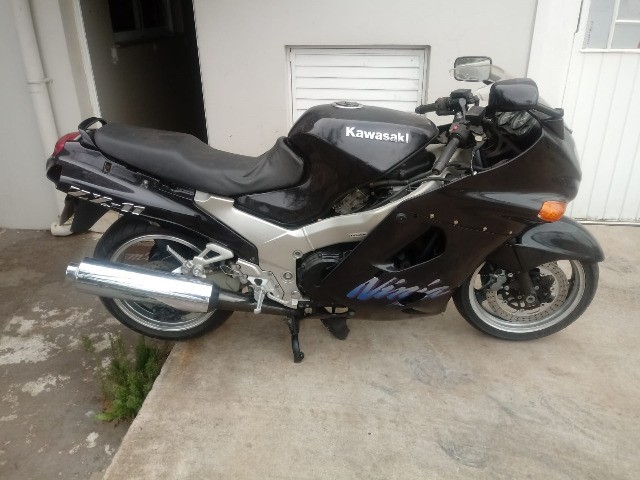Sucata de moto para retirada de peças Kawasaki ZX11 1997 - Foto 4