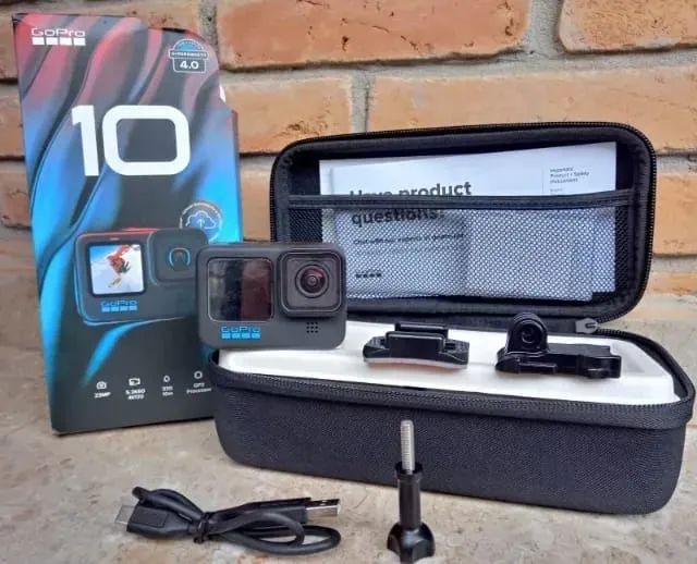 GoPro Hero 10 Black + Acessórios! Aceito troca Switch, Play 5, Ps4,xbox, celular, notebook