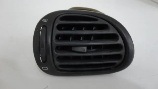 Difusor Ar Lateral Lado Esquerdo Peugeot 206 2009 2010