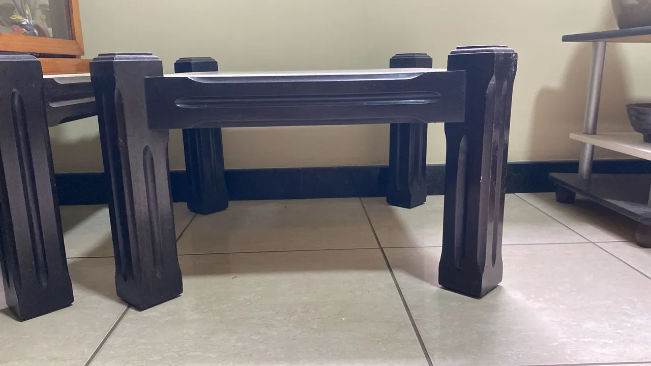 Mesa central madeira com mármore 