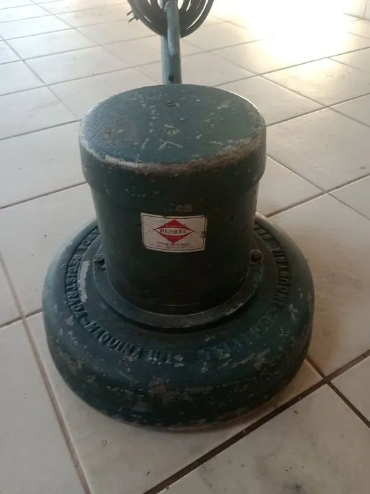 Enceradeira e Lixadeira 110v - Foto 3