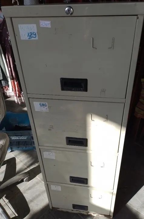 Arquivo de aço 4 gavetas