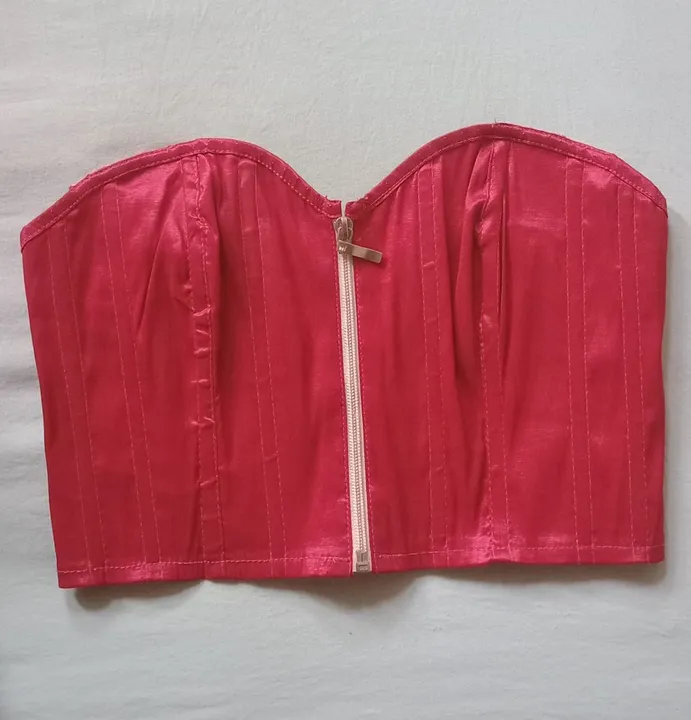 Corselet em cetim 