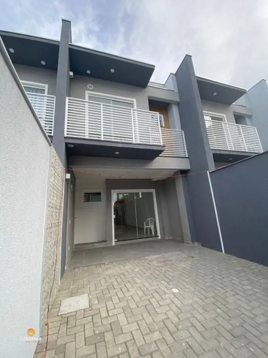 Sobrado à venda, 110 m² por R$ 680.000,00 - Itacolomi - Balneário Piçarras/SC