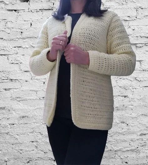 Blusa croche abertura frontal 