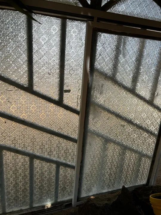 Janelas de vidro com a pedra na mesma medida - Foto 5