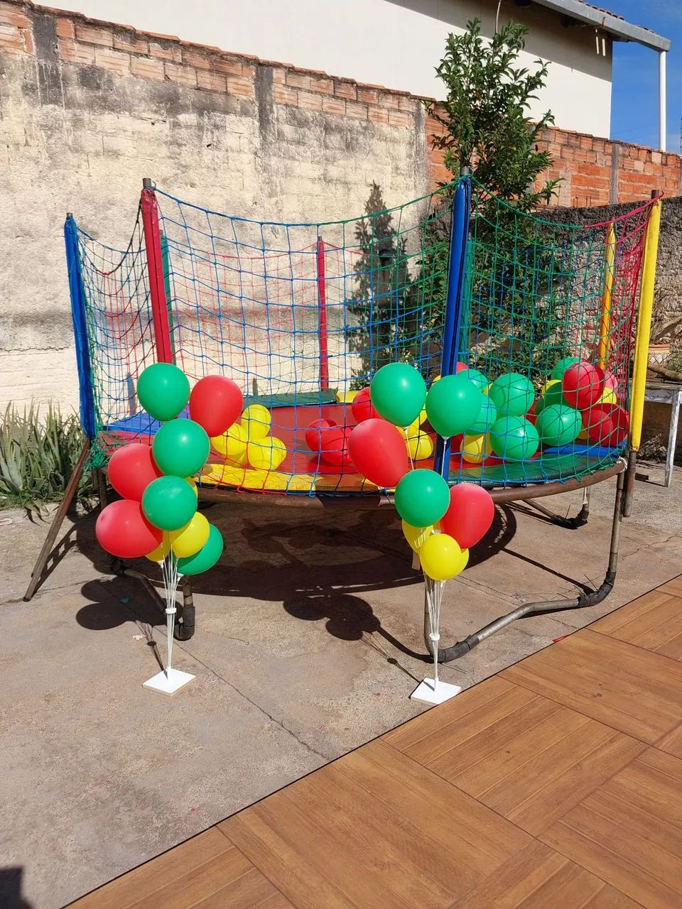 Cama elástica infantil com rede de proteção - Foto 4