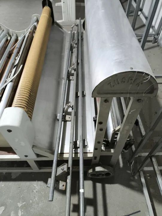 Máquina de enfestar tecido  - Foto 2