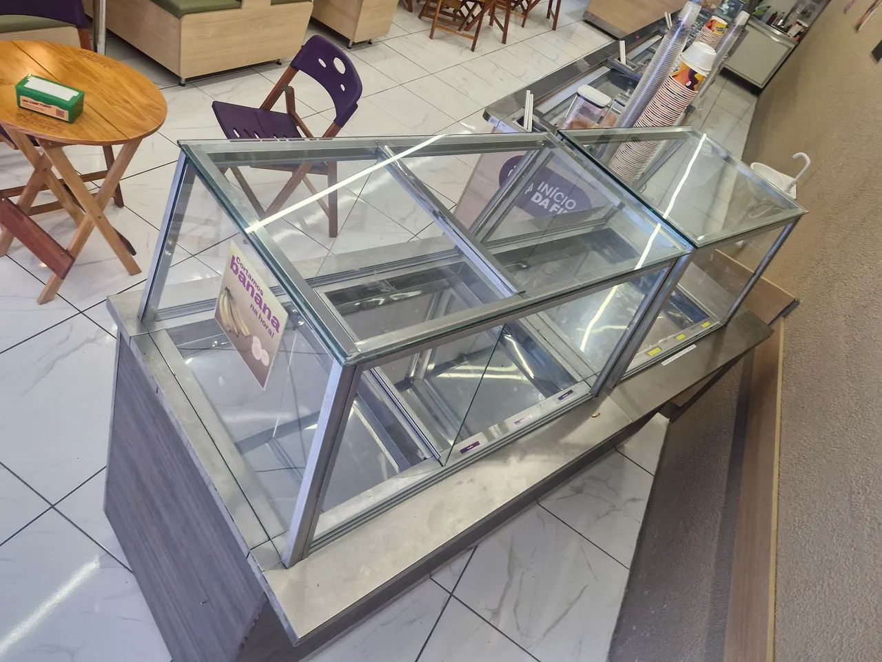 Balcão refrigerado com 3 portas e vidro expositor - Foto 5