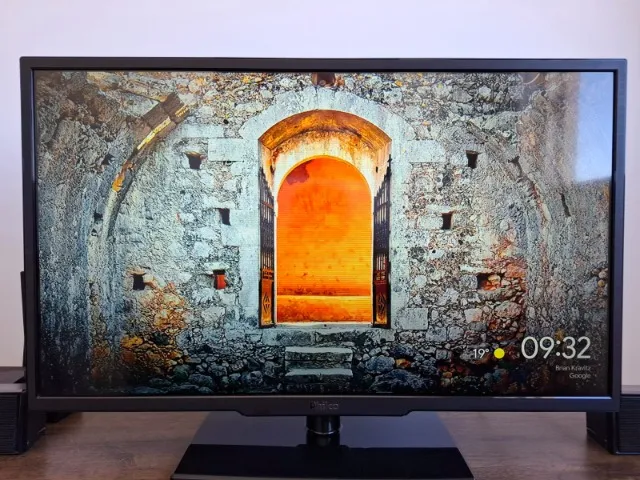 TV Philco LED 32" - Conservação Impecável!