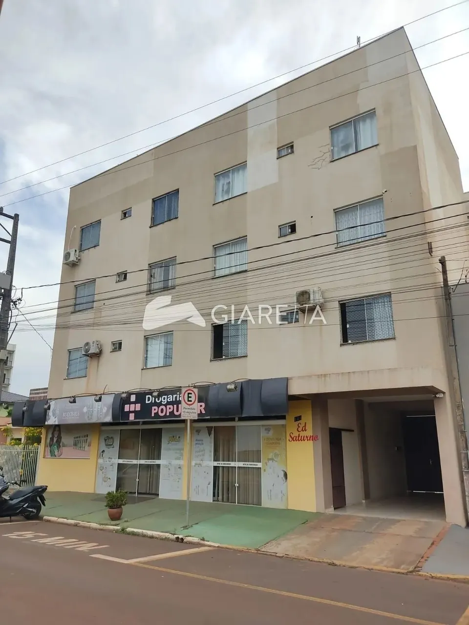 Apartamento amplo para locação em ótima localização, JARDIM GISELA, TOLEDO - PR