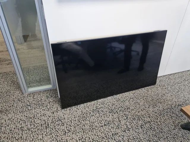 Monitor Philips 65? modelo BDL6520QL - não funciona