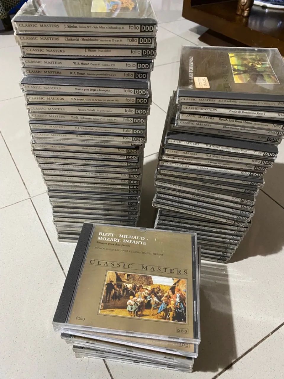 COLEÇÃO CLASSIC MASTERS - 65 CDs + Apostilas - Equipamentos e