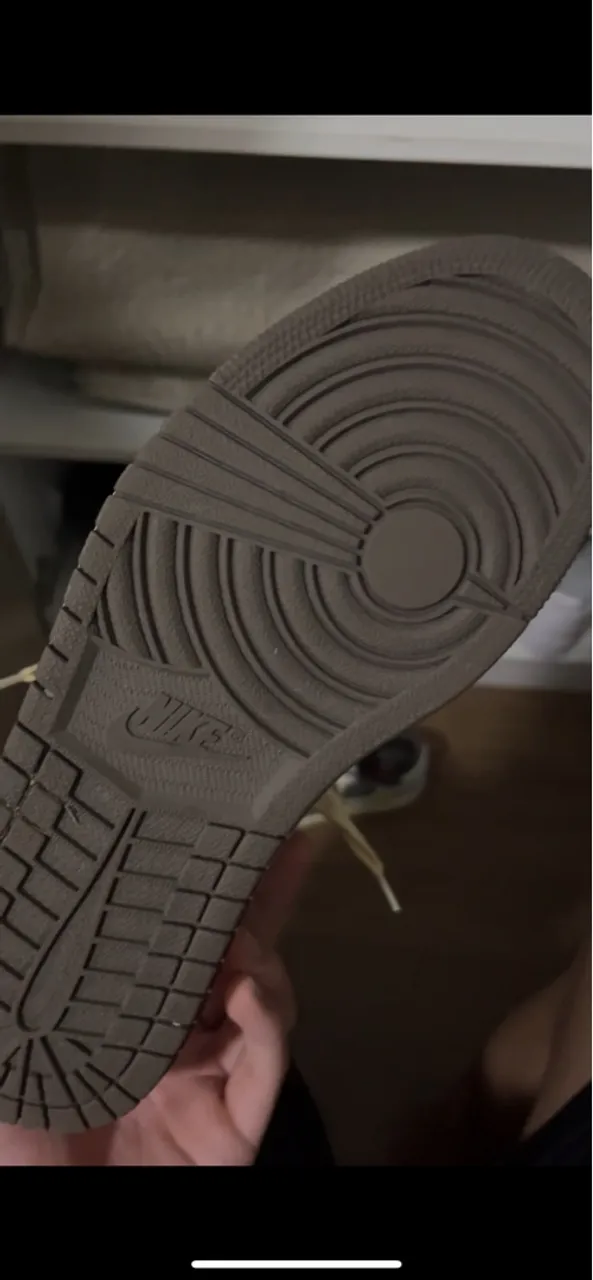 Tênis Nike Air Jordan 1 Low Mocha