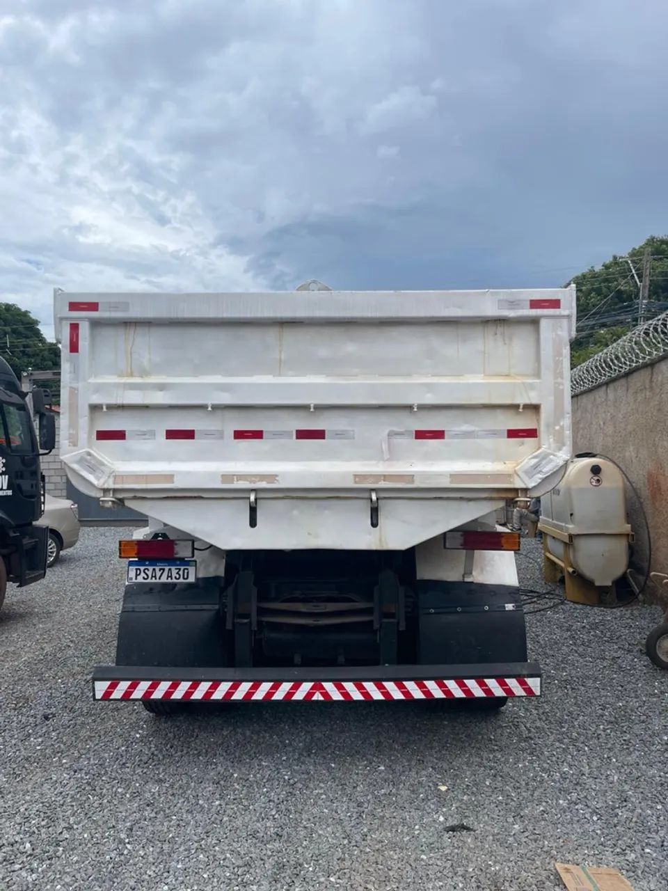 CAMINHÃO CAÇAMBA FORD CARGO 2429 - Foto 3