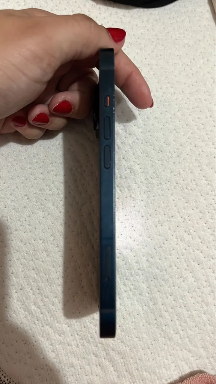 iPhone Azul - Lindo e Funcional!