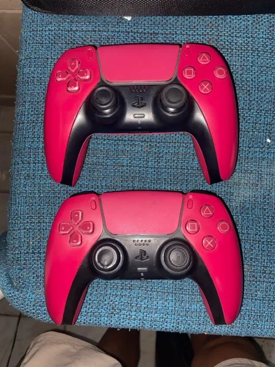 Controles de ps5 + base carregadora 