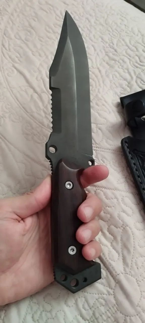 Faca de Acampamento com Bainha de Couro - Foto 3