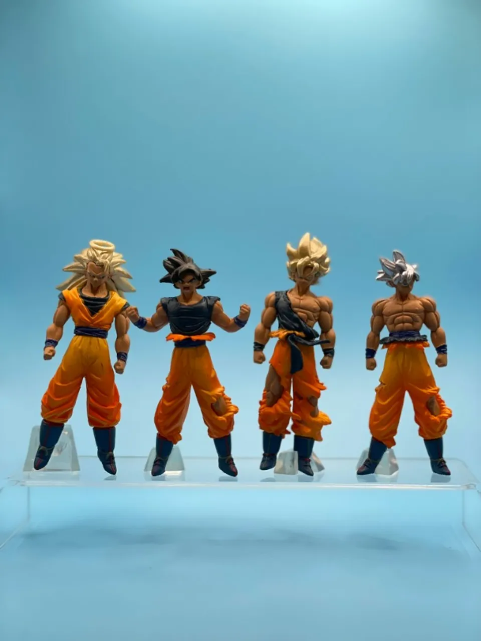 Goku - 4 formas (Dragon ball Z e Dragon ball super)