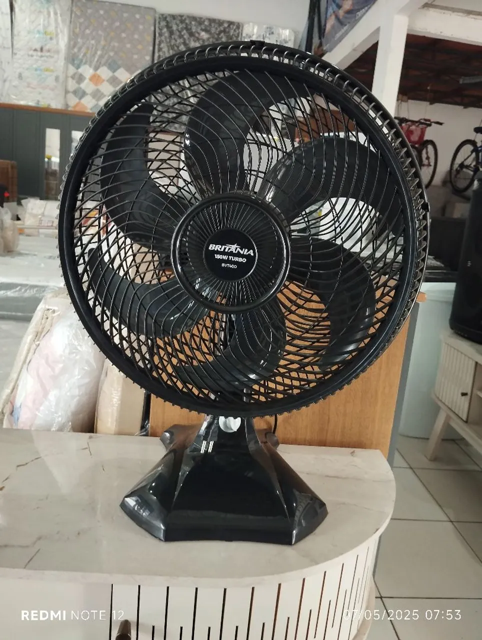 Ventilador de Mesa Britânia 150W Turbo Bivolt