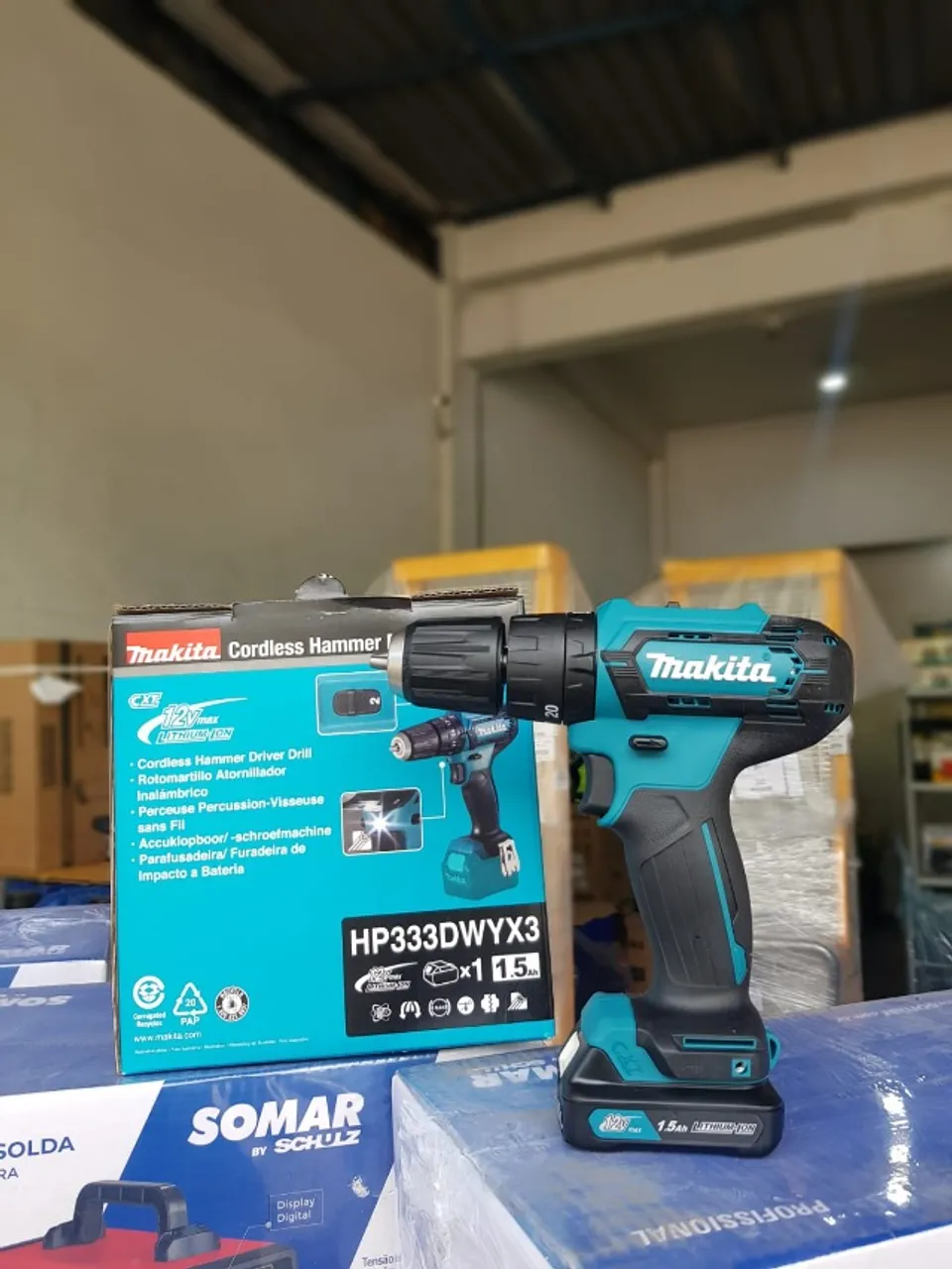 Parafusadeira Makita 12V à Bateria - Potência e praticidade na sua mão!