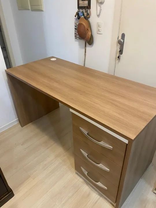 Escrivaninha Resistente - Foto 4