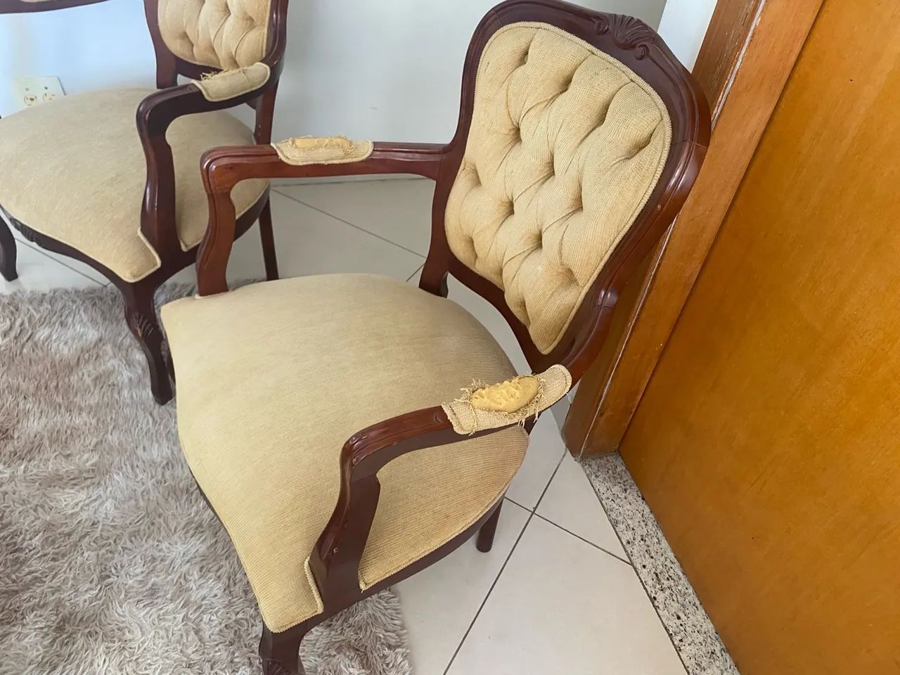 Par de cadeiras Luís XV Antigas - Foto 3