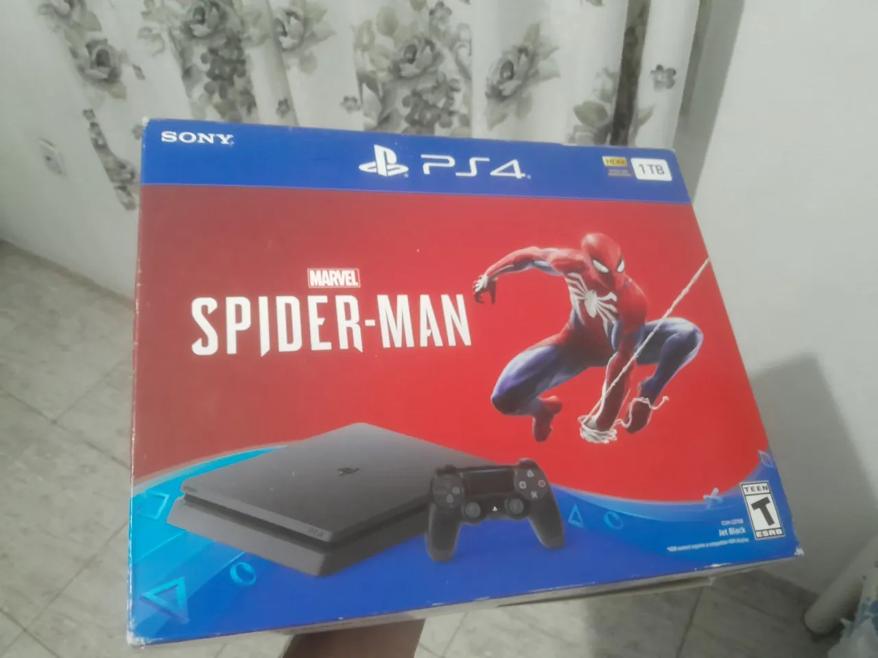 PlayStation 4 1TB