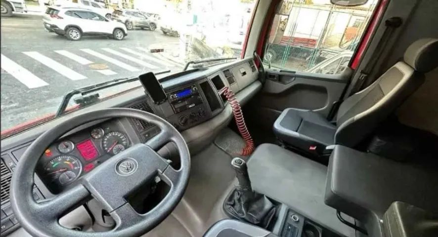 Caminhão Baú Volkswagen - Foto 4