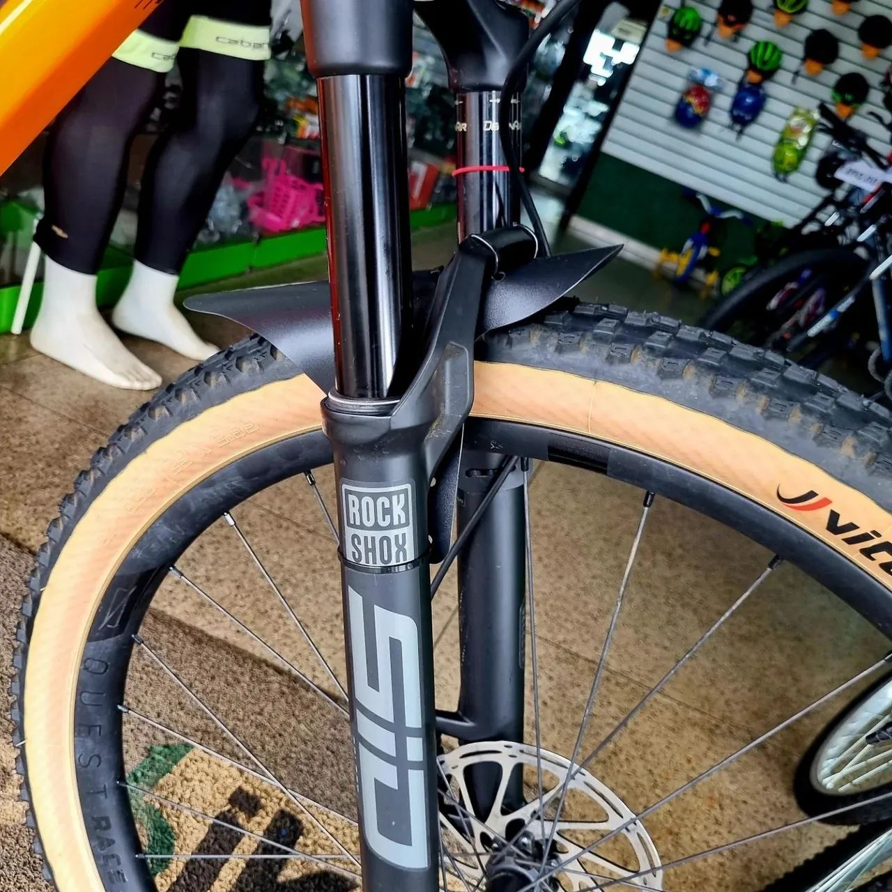 TSW Full Quest Racing Team GX AXS 2024 - Foto 2