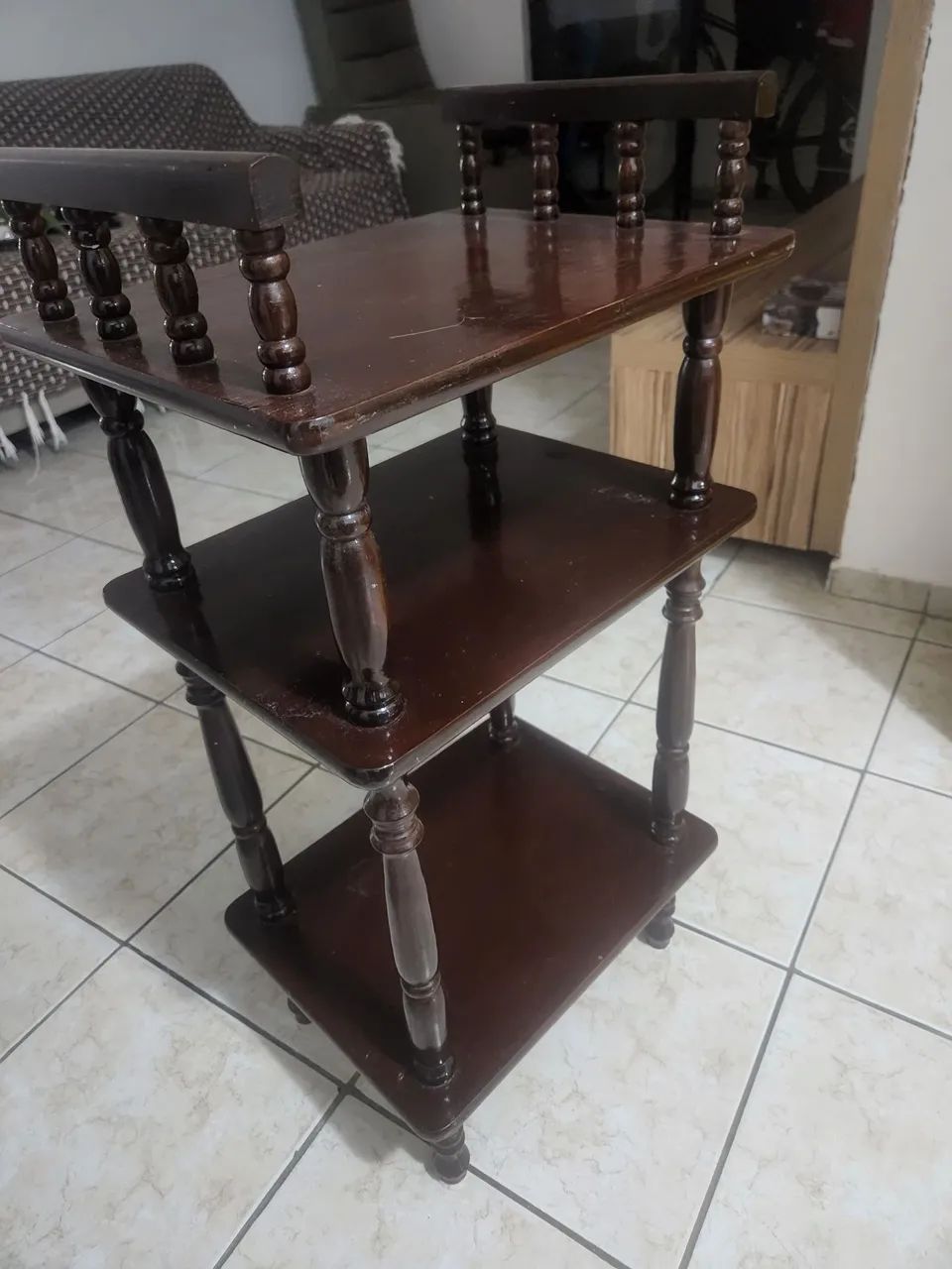 Table with chairs64994316232323121