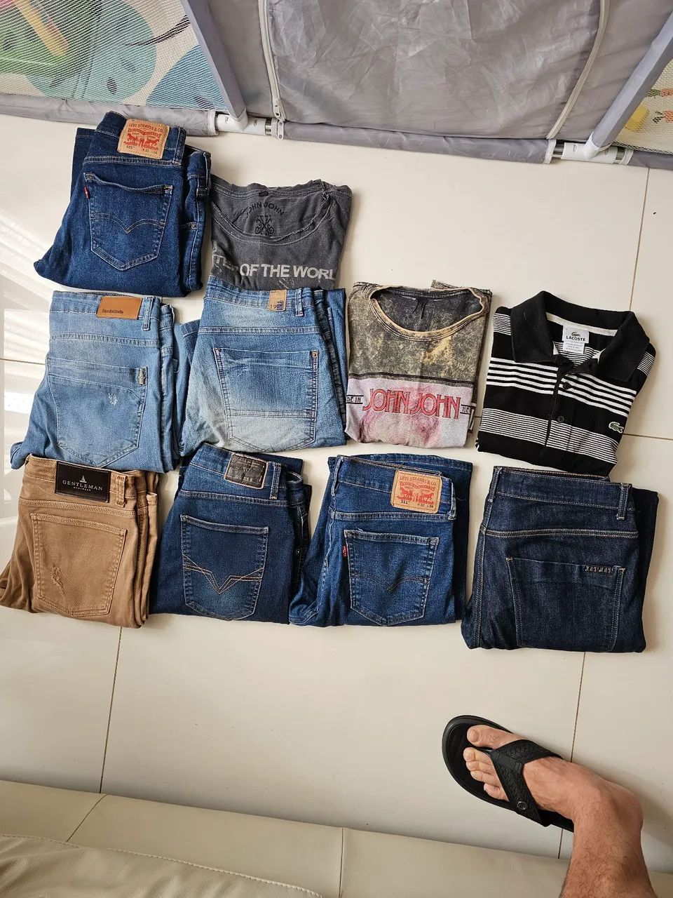 Lote de roupas de marca originais