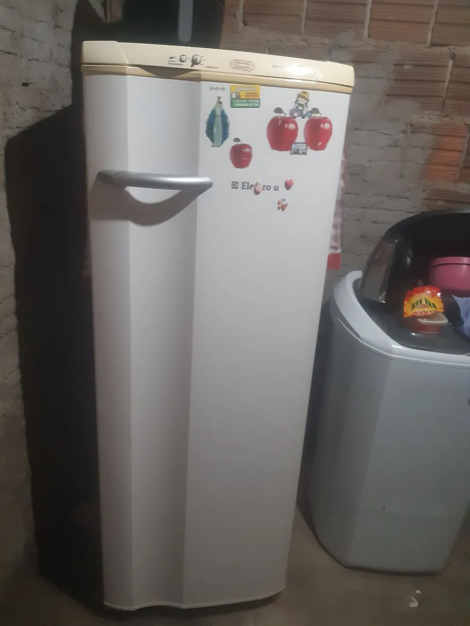 Geladeira Electrolux Vertical