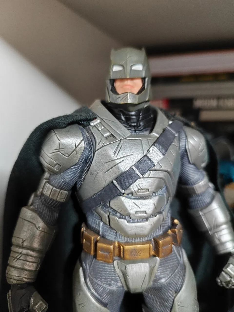 Estátua de Polistone Batman Armored - Iron Studios Batman vs Superman (leia o anúncio)