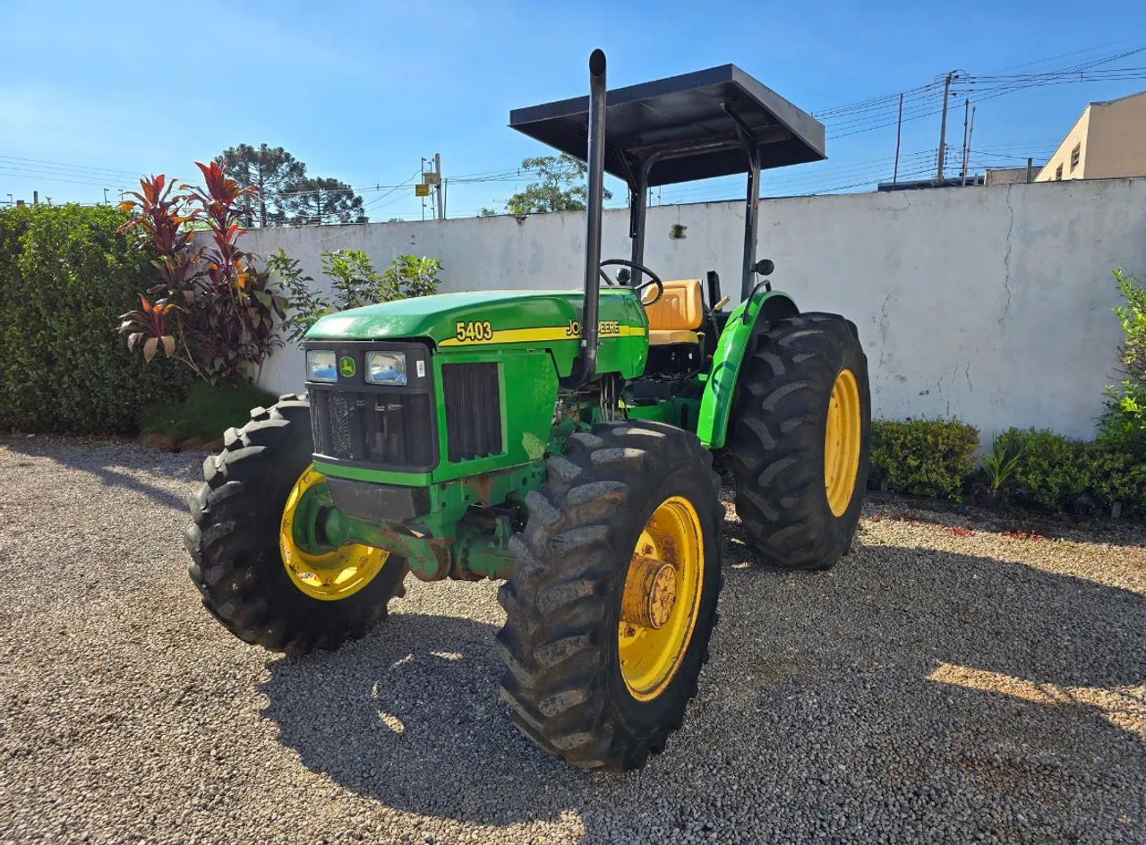 Trator John Deere 5403 - Foto 5