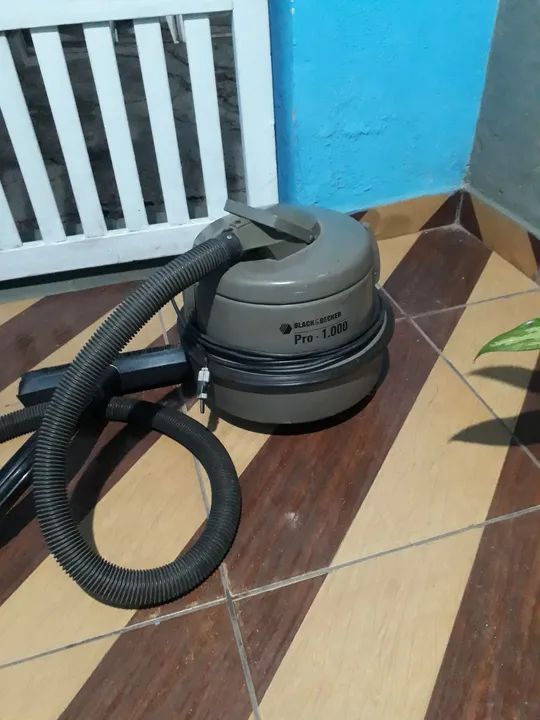 Aspirador Black & Decker pro 1000 - Foto 3