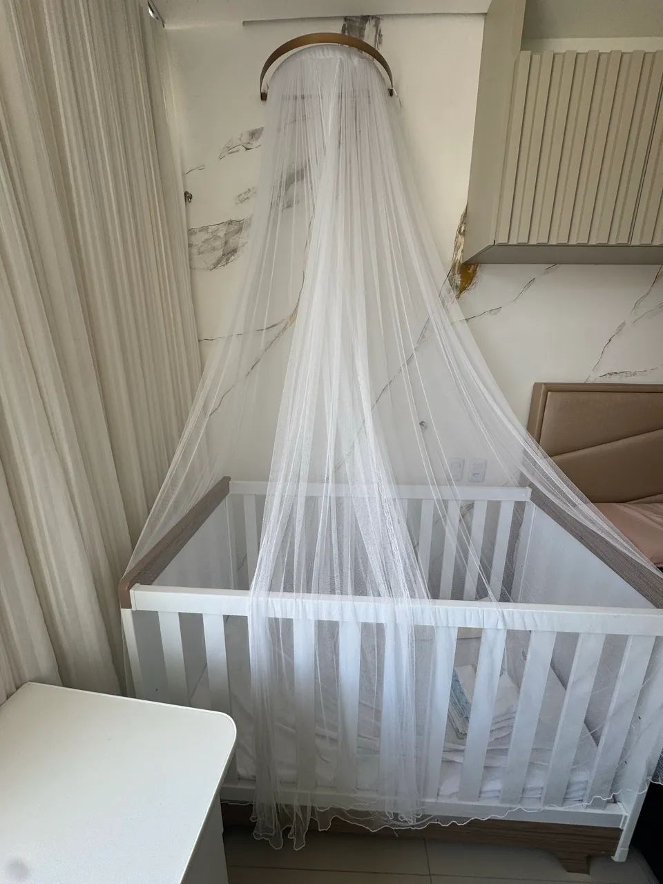 Vendo berço com enxoval completo 