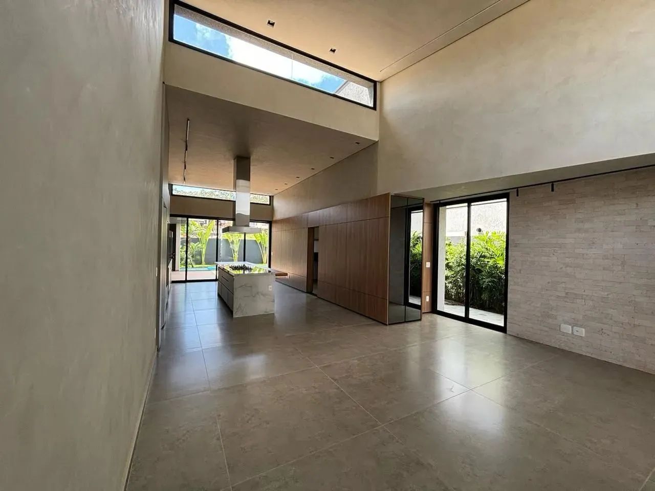 CASA LINEAR COM 4 SUITES E PISCINA AQUECIDA COM CASCATA. - Foto 5