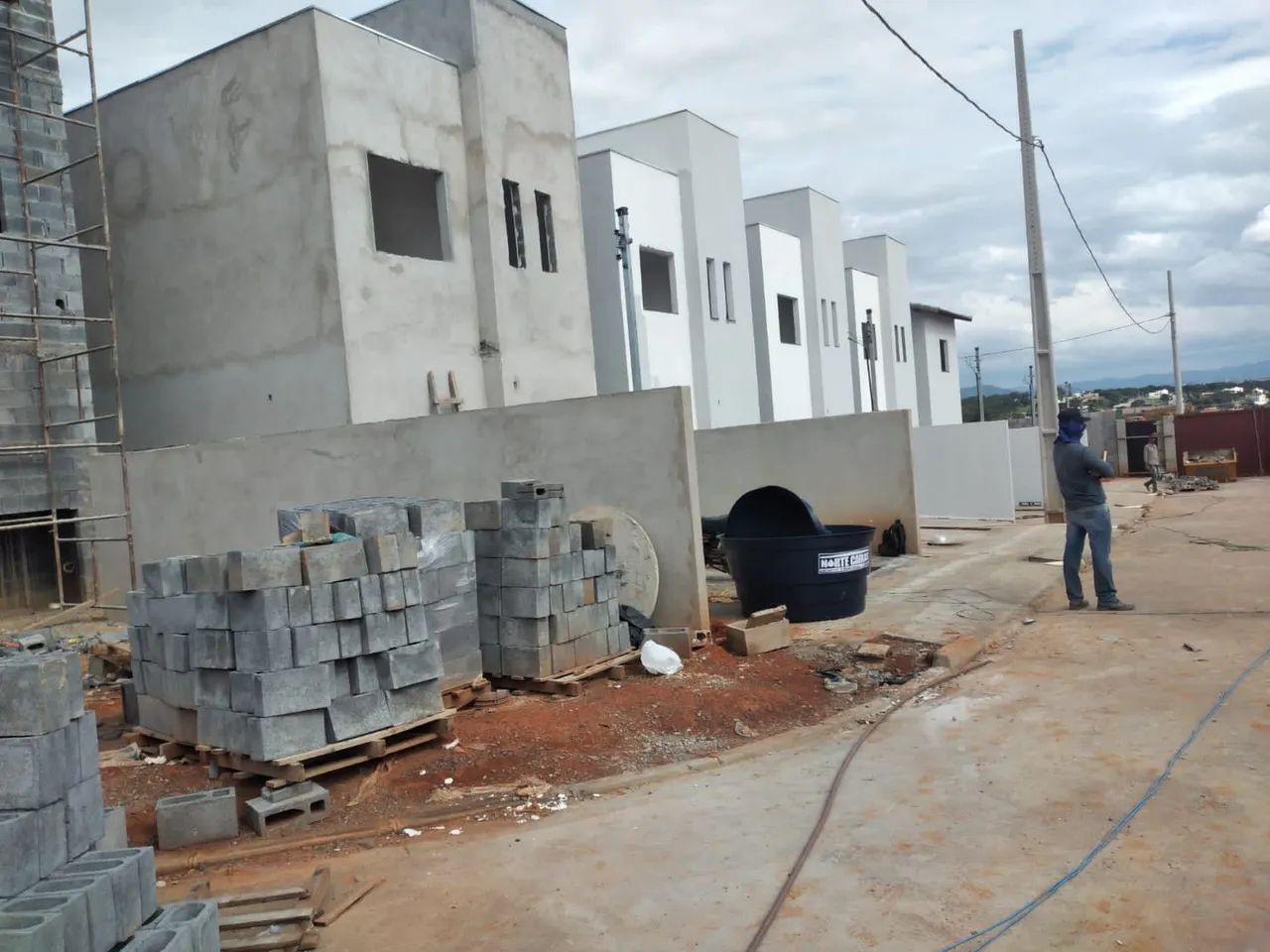 VOCÊ  QUE QUER CONSTRUIR ,TEMOS O MELHOR PREÇO  CONFIRA...