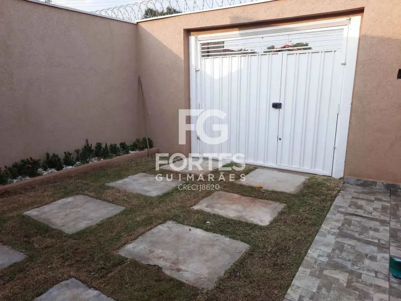 Casa com 2 Quartos de 91 m² no Bairro Adão do Carmo Leonel!