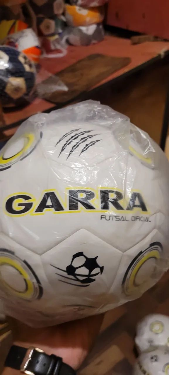 Bola de Futsal Garra Oficial