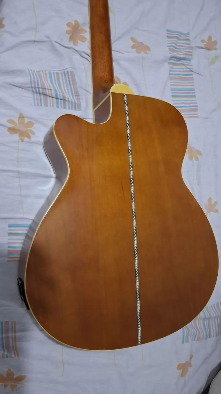 Vendo violão  500 reais sem detalhes  - Foto 3