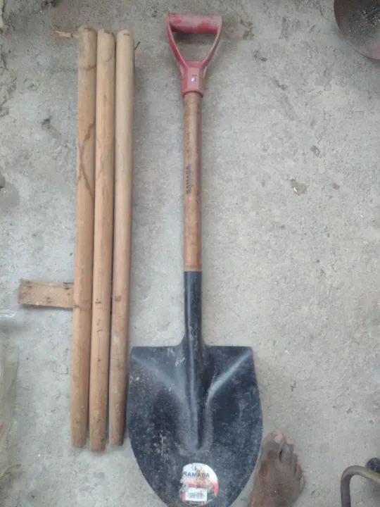 Venda pá de bico com cabo marca Ramada novo . - Foto 4