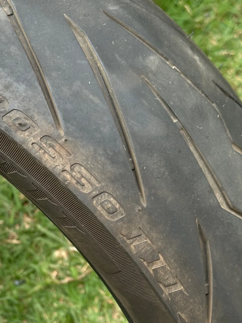 Pneu de Moto Pirelli Rosso 3